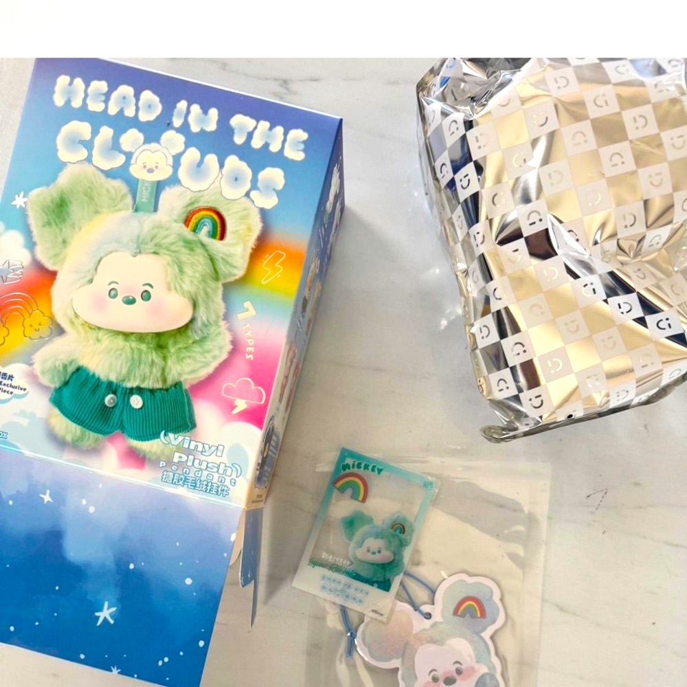 Disney Mickey HEAD IN THE CLOUDS Keychain